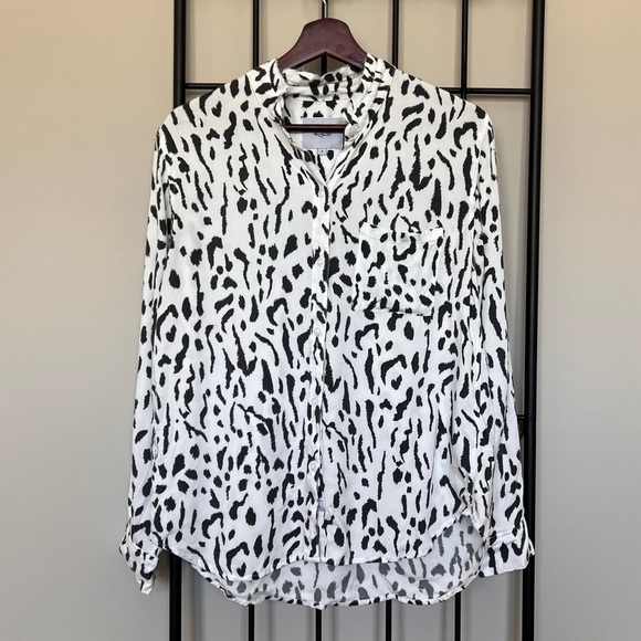 Rails Ivory Cheetah Button Down Super Soft Shirt Sz S - Picture 10 of 10